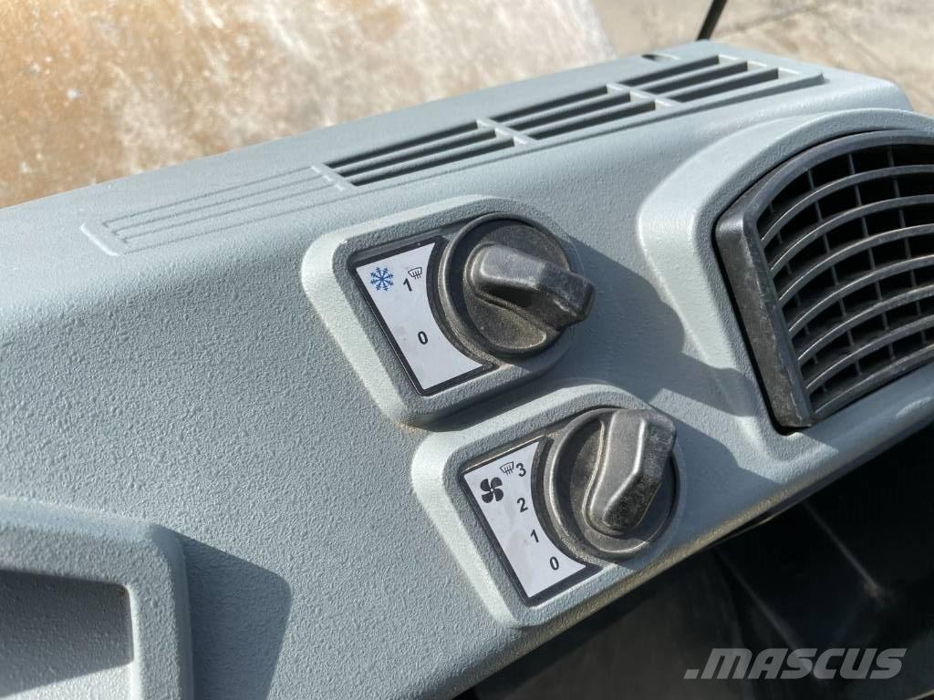 Bomag BW 213 D-5 Vienvalča grunts veltņi