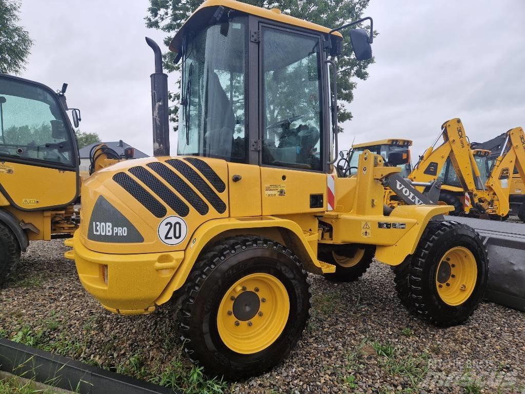 Volvo L 30 Iekrāvēji uz riteņiem