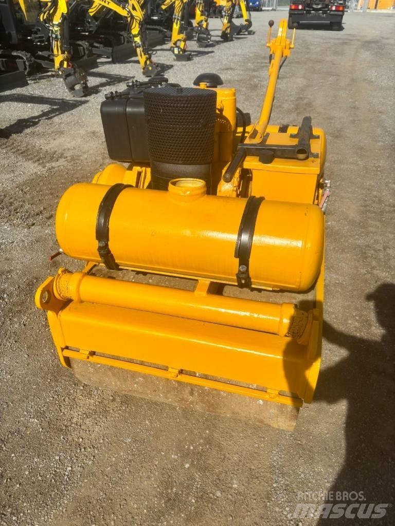 Bomag BW 75 S Divvalču grunts veltņi
