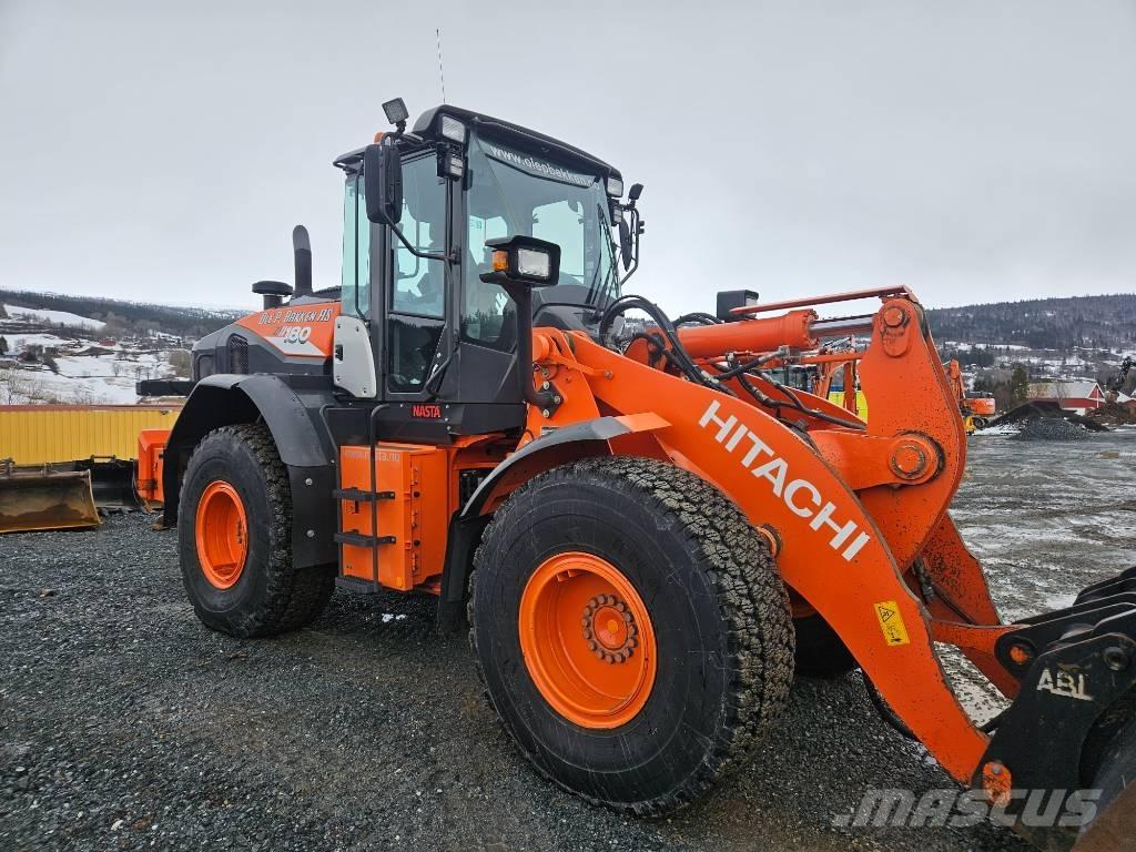 Hitachi ZW 180-6 Iekrāvēji uz riteņiem