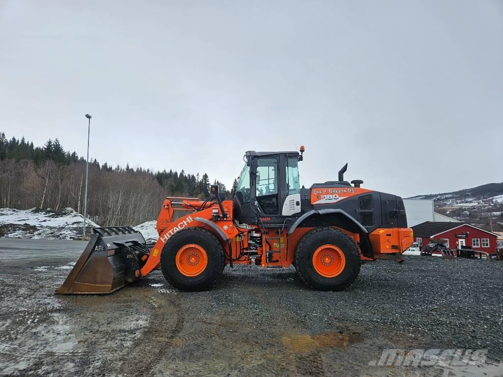 Hitachi ZW 180-6 Iekrāvēji uz riteņiem