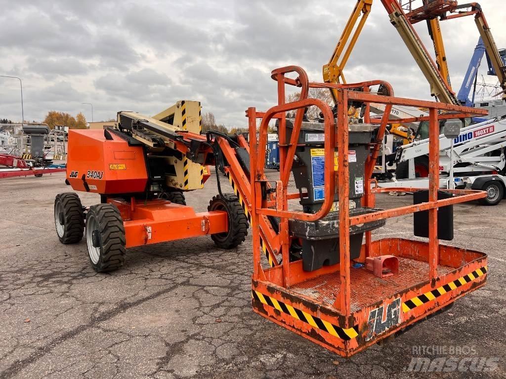 JLG 340 AJ Strēles pacēlāji