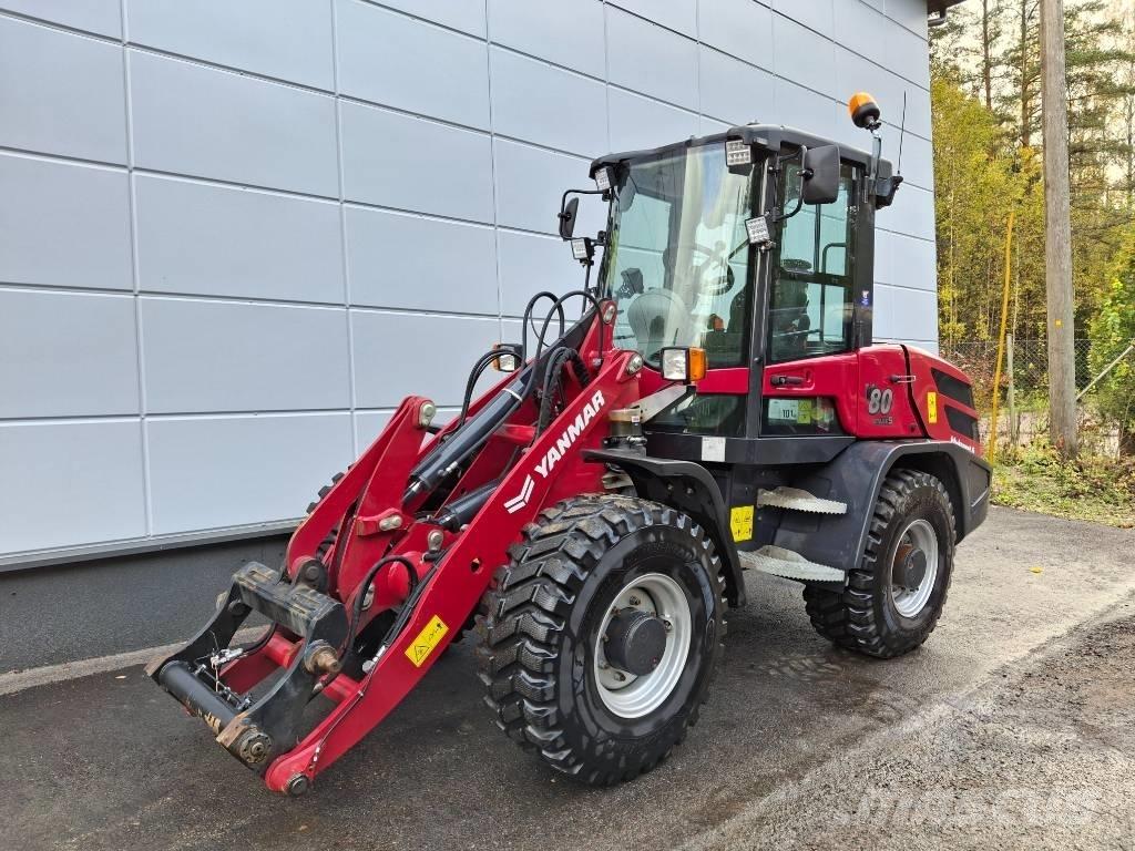 Yanmar V 80 Iekrāvēji uz riteņiem