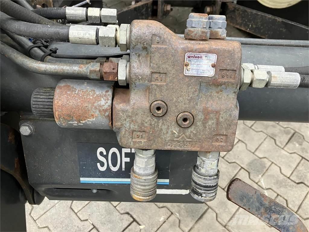 Hürlimann XT 909 Traktori