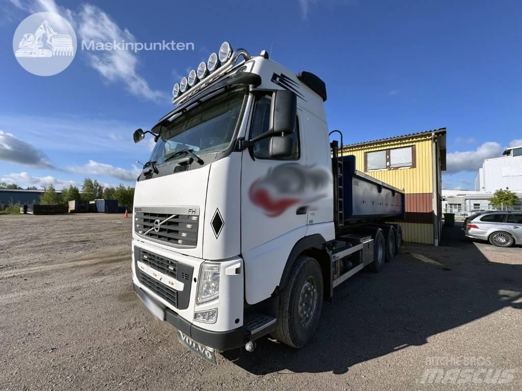 Volvo FH 500 Treileri ar āķi