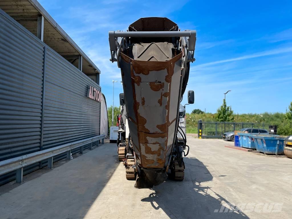 Wirtgen W 100 CFI Asfalta dzesēšanas iekārtas