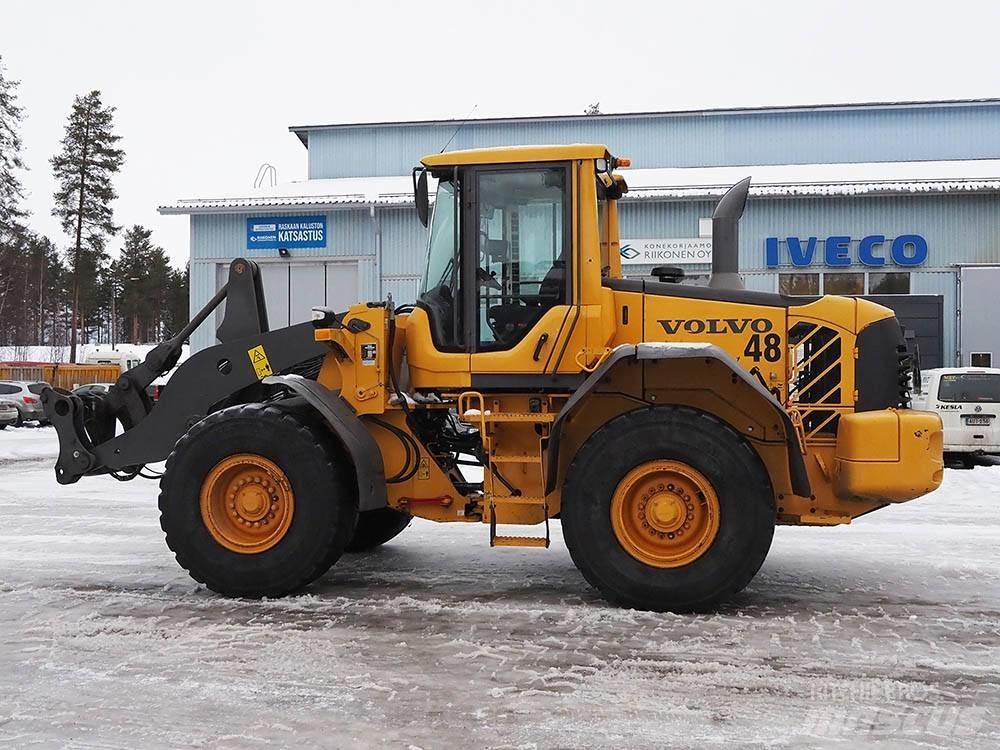 Volvo L 90 F Iekrāvēji uz riteņiem