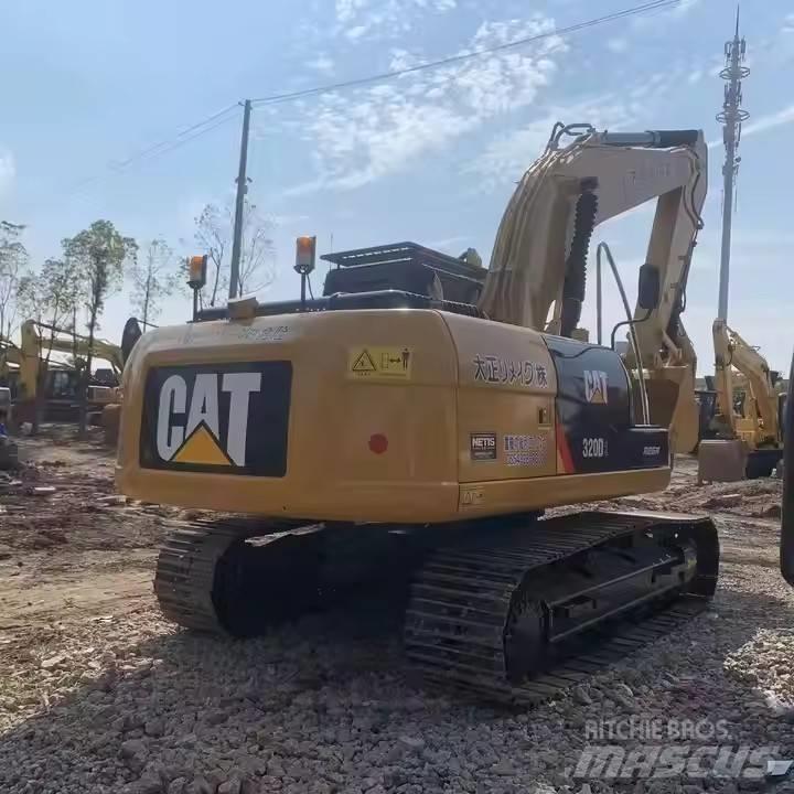 CAT CAT320D Kāpurķēžu ekskavatori