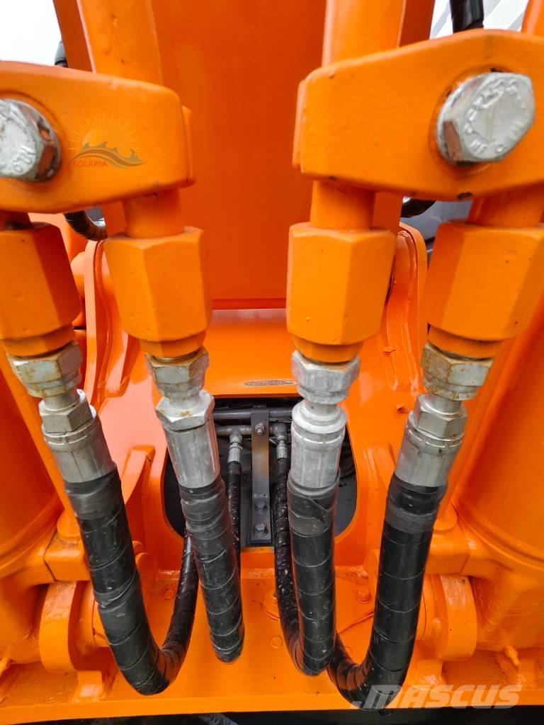 Hitachi EX 120 Kāpurķēžu ekskavatori