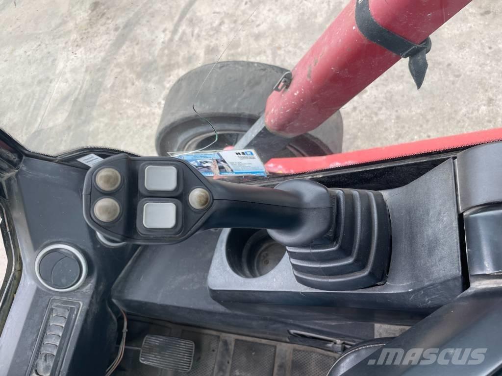 JCB R260 Lietoti riteņu kompaktiekrāvēji