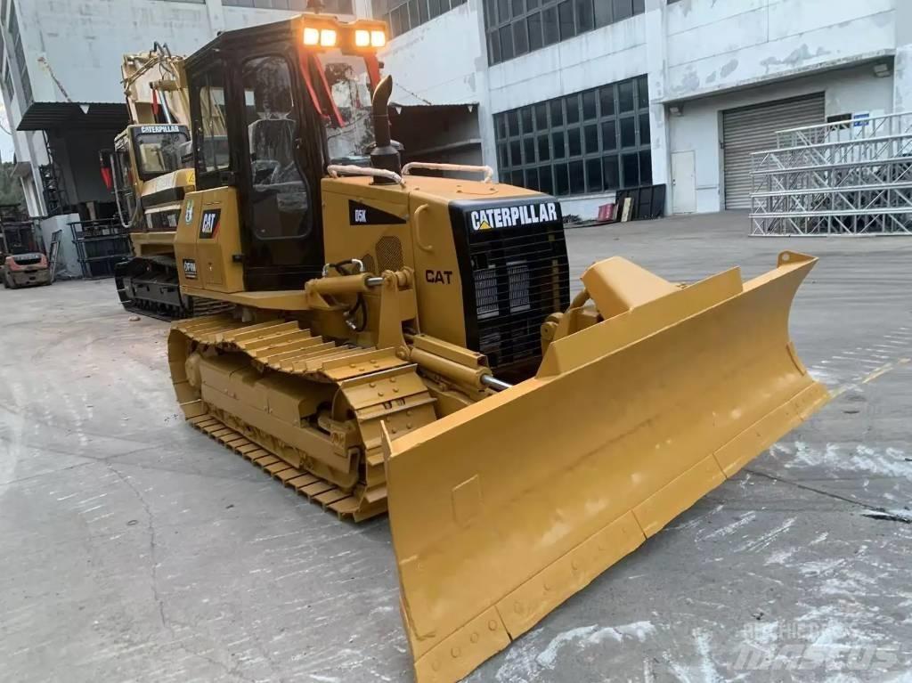 CAT D 5 K Kāpurķēžu buldozeri
