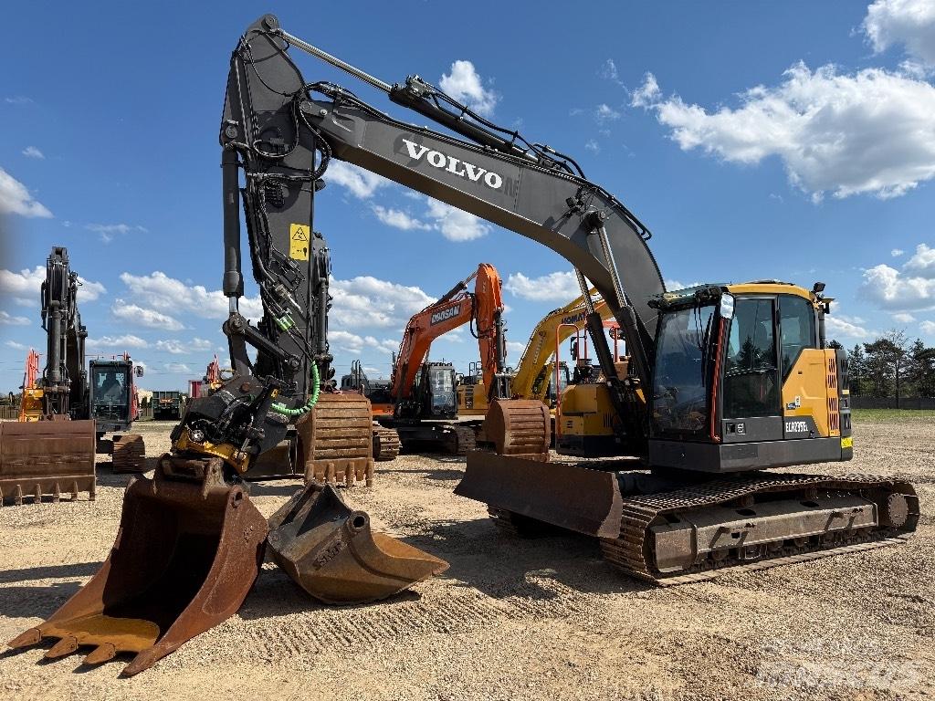 Volvo ECR 235 EL Kāpurķēžu ekskavatori