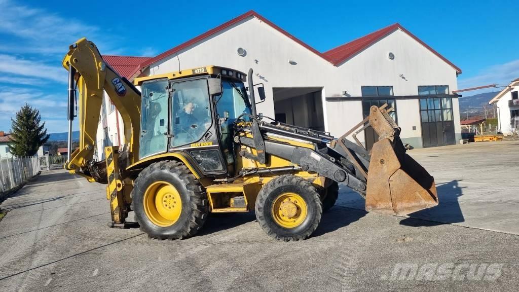 CAT 432d Ekskavatori-iekrāvēji