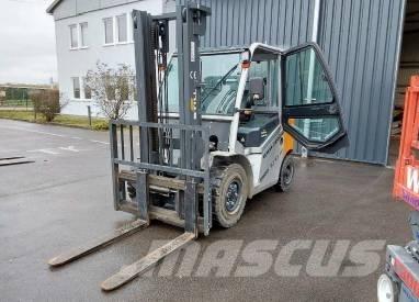 Still RC 42-40 Tehnika ar dīzeļa dzinēju
