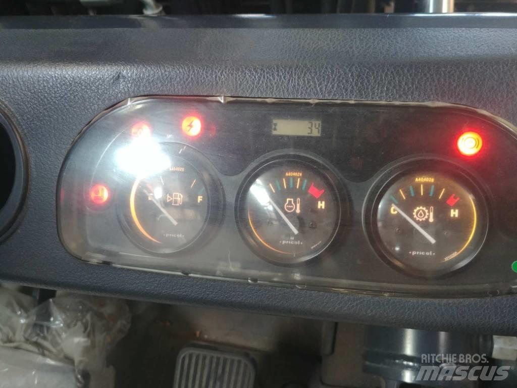 Doosan D35 C-5 Tehnika ar dīzeļa dzinēju