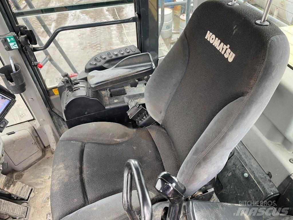 Komatsu WA500-8 Iekrāvēji uz riteņiem