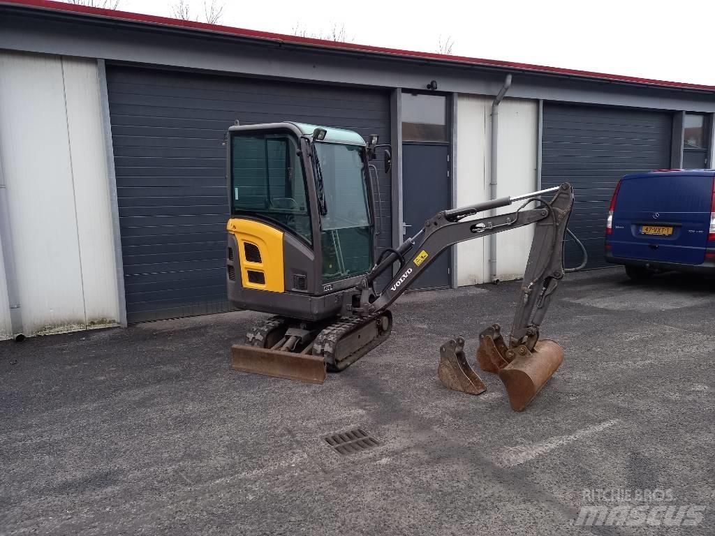 Volvo EC 15 Mini ekskavatori < 7 t