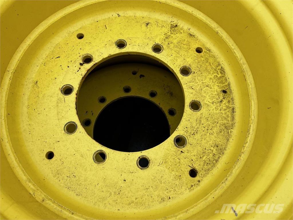 John Deere 15x28 Riepas, riteņi un diski