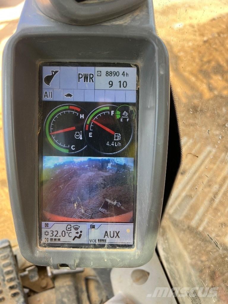 Hitachi ZX 225/6 Kāpurķēžu ekskavatori