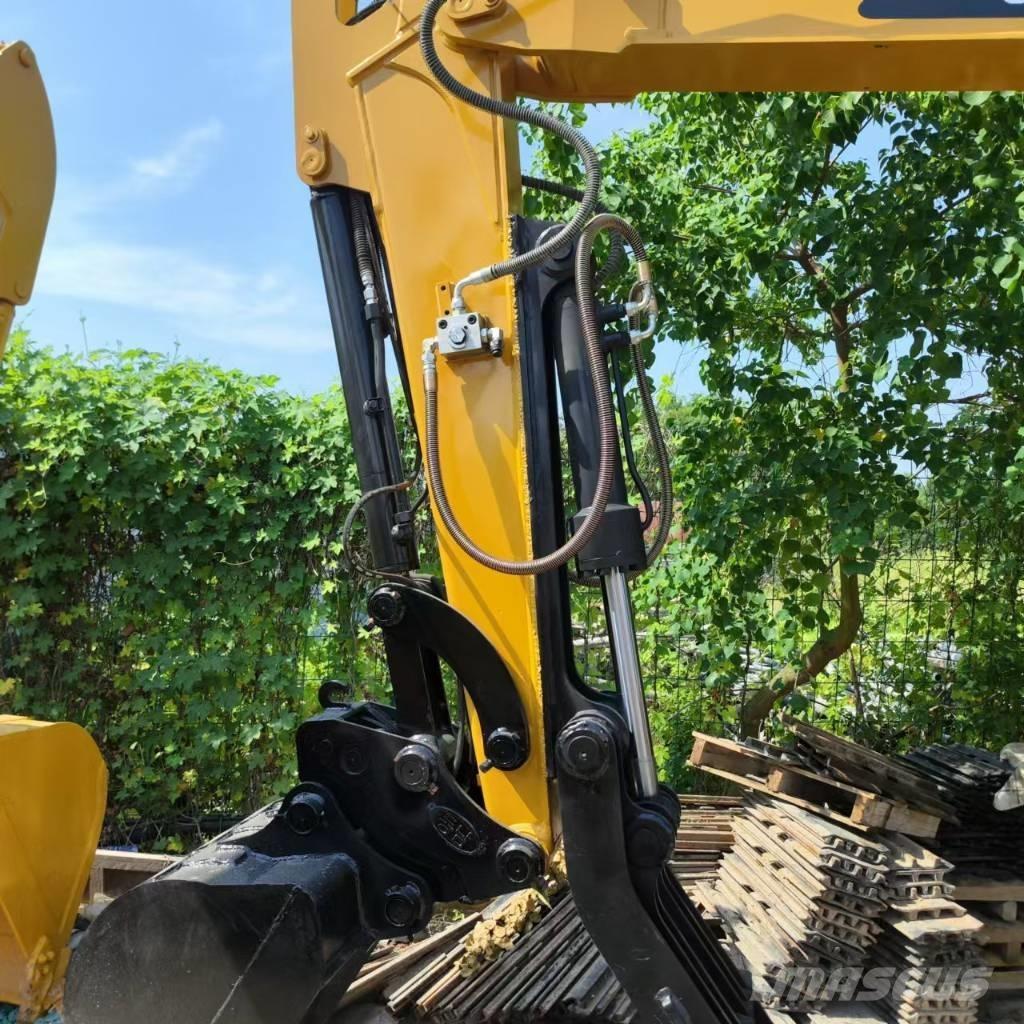 CAT 306 Kāpurķēžu ekskavatori