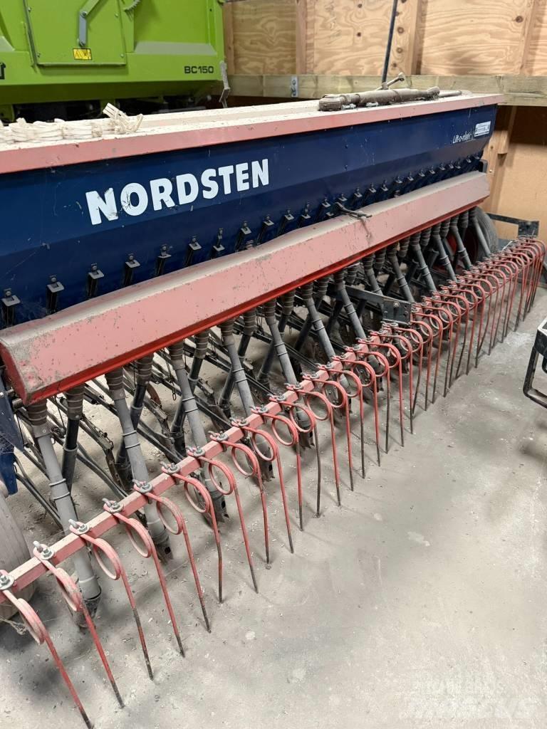 Nordsten såmaskine Sējmašīnas