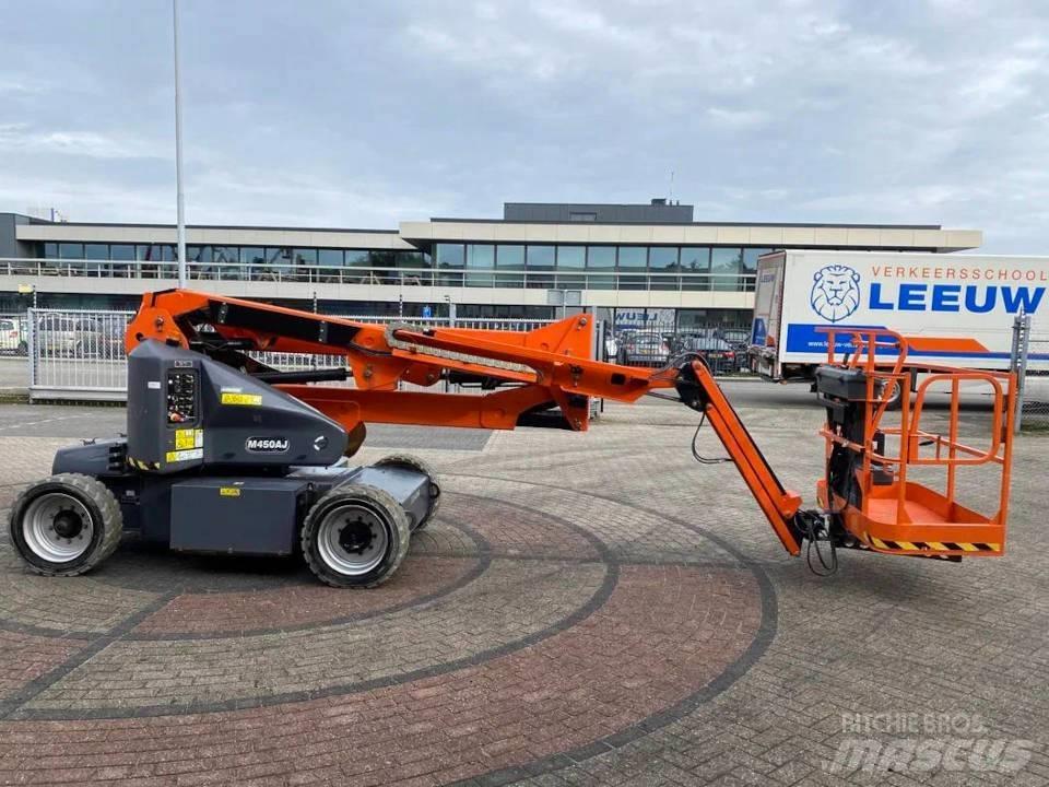 JLG M 450 AJ Strēles pacēlāji