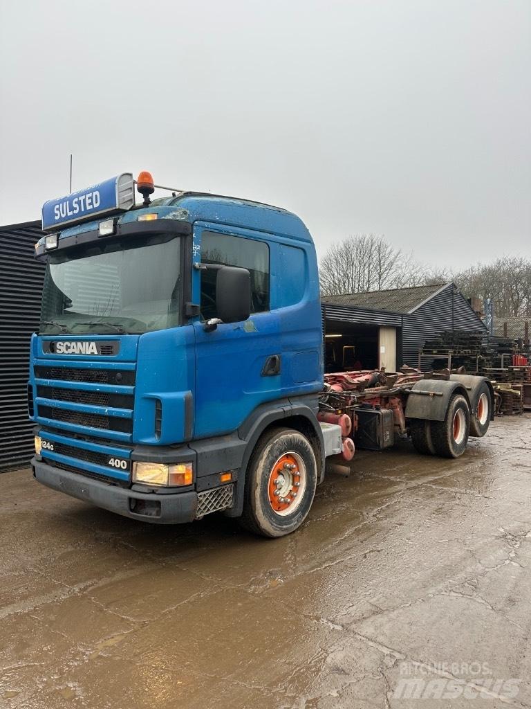 Scania 124 Treileri ar āķi