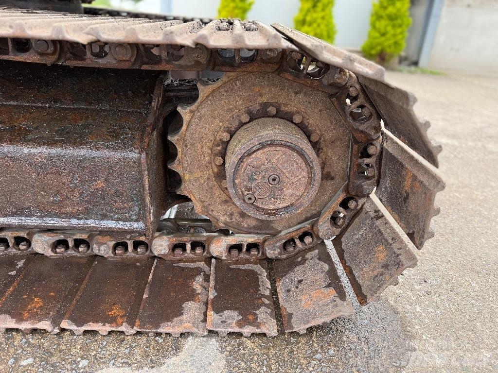 JCB JZ70 Vidēja lieluma ekskavatori 7 t - 12 t