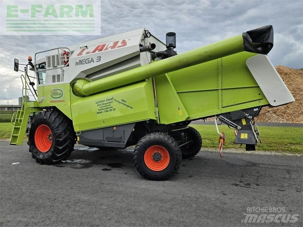 CLAAS Mega 370 Ražas novākšanas kombaini
