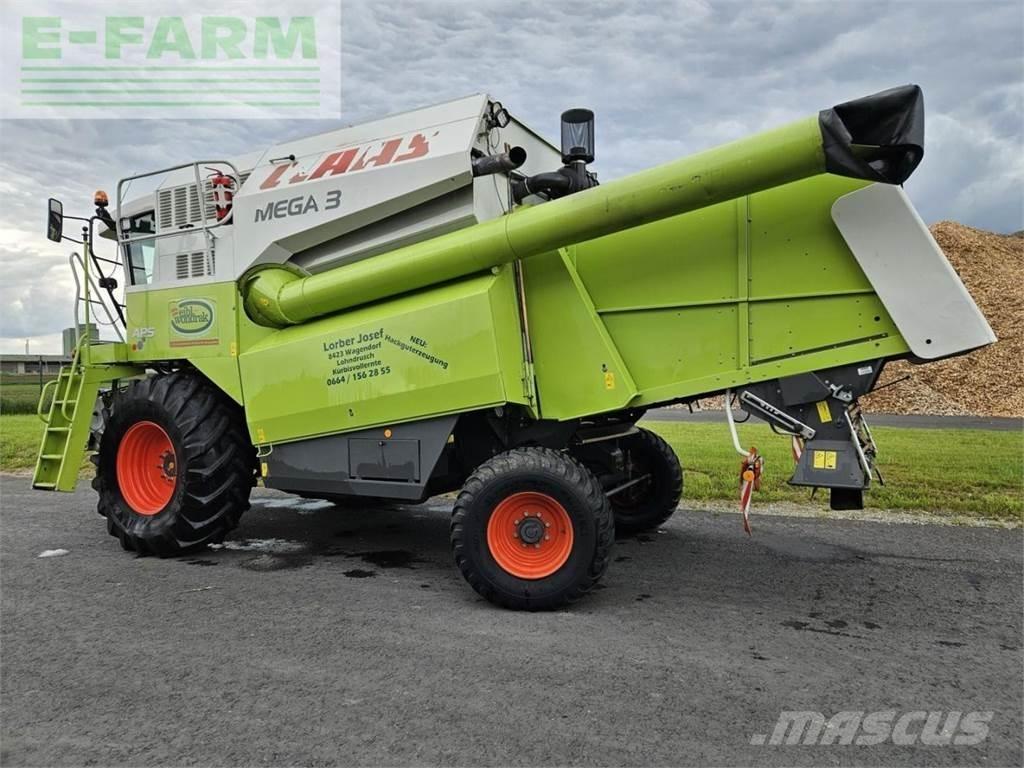 CLAAS Mega 370 Ražas novākšanas kombaini