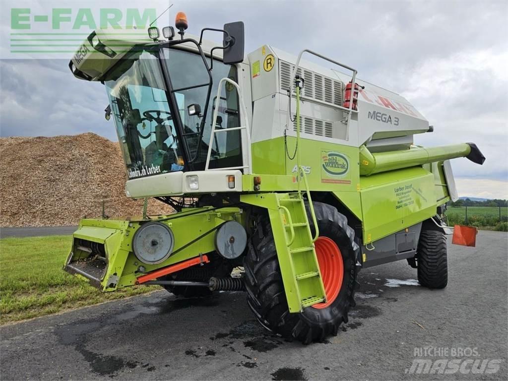 CLAAS Mega 370 Ražas novākšanas kombaini