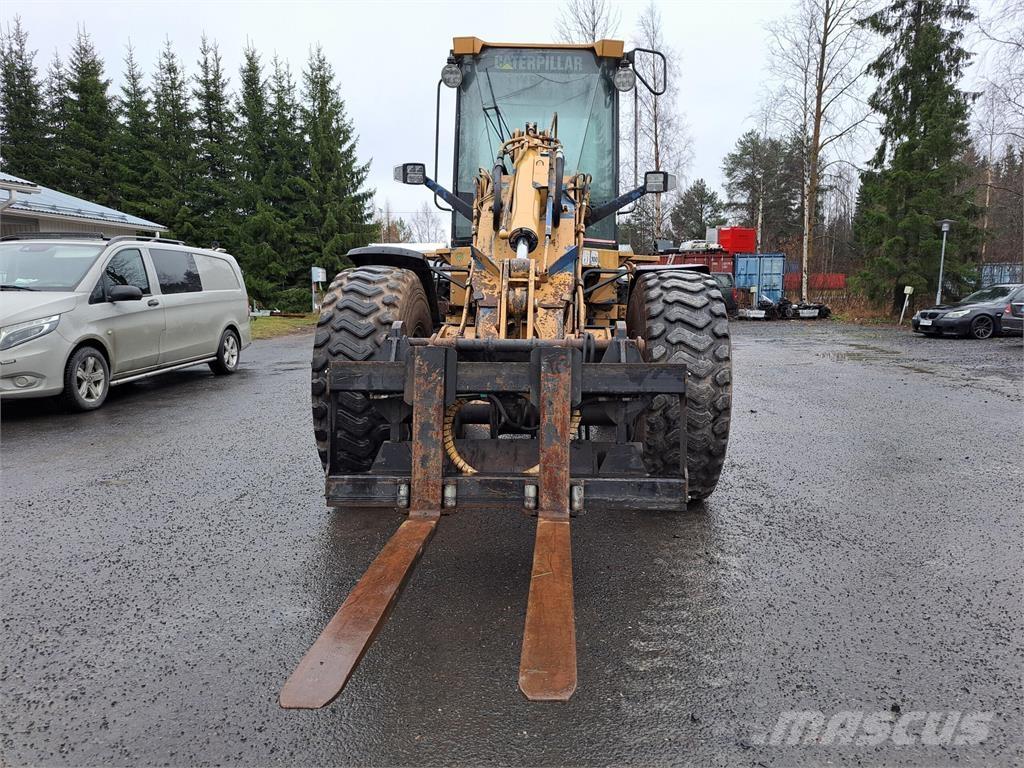 CAT 924G-4x4 Iekrāvēji uz riteņiem