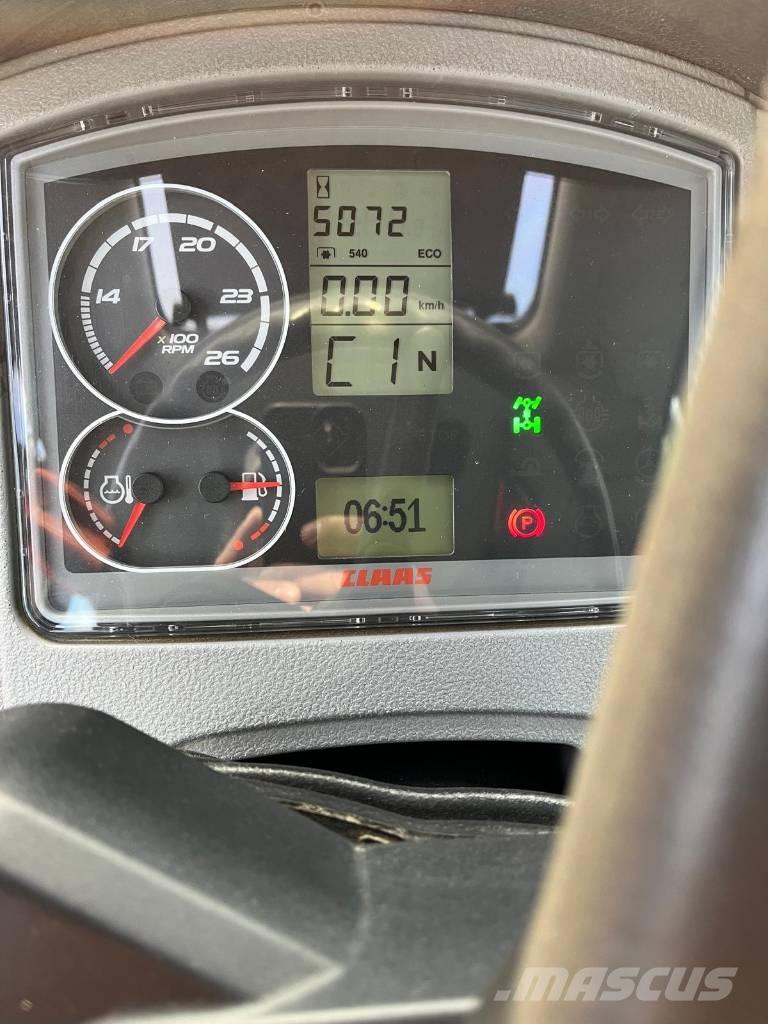 CLAAS Arion 640 CIS Traktori