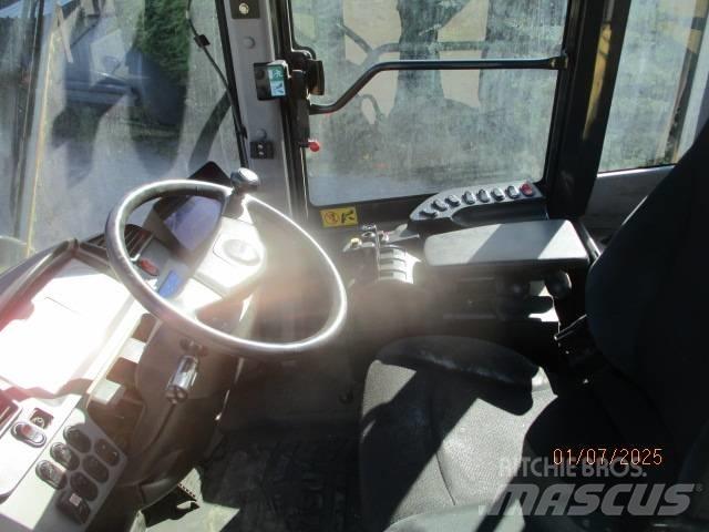 Komatsu WA 380 Iekrāvēji uz riteņiem