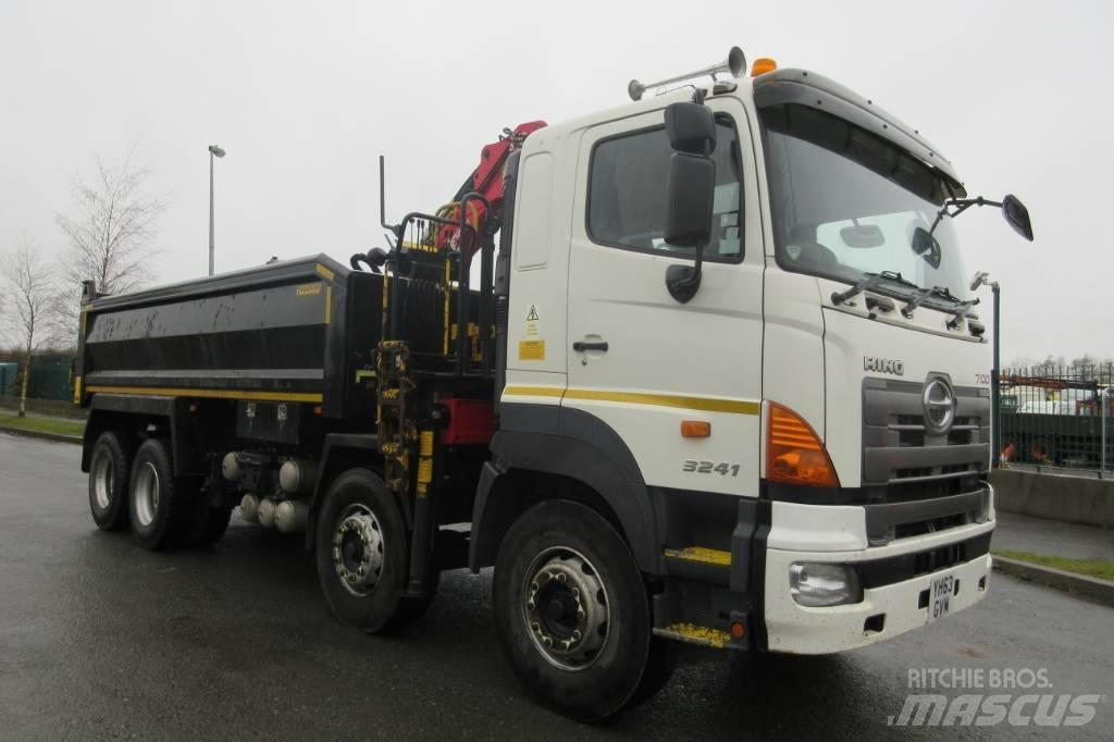 Hino 700 Pašizgāzējs