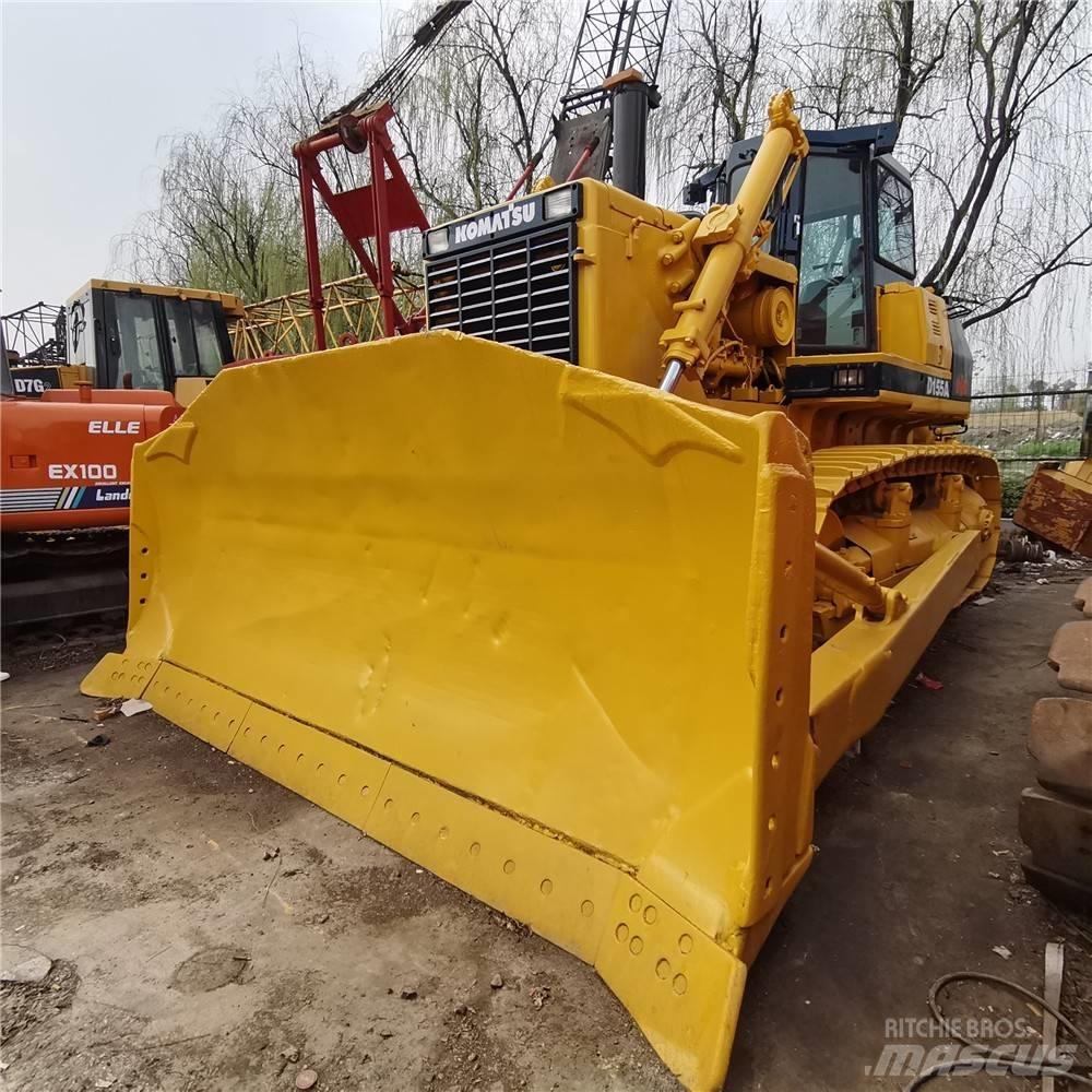 Komatsu d155a-2 Kāpurķēžu buldozeri