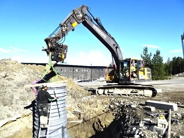 Volvo EC220EL Kāpurķēžu ekskavatori