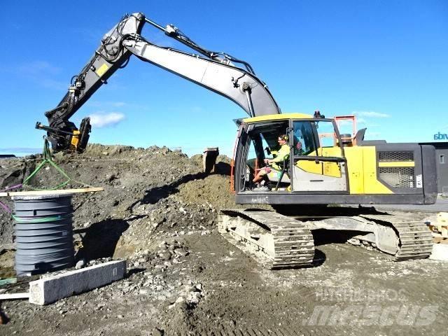 Volvo EC220EL Kāpurķēžu ekskavatori