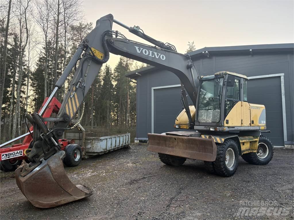 Volvo EW140 Ekskavatori uz riteņiem