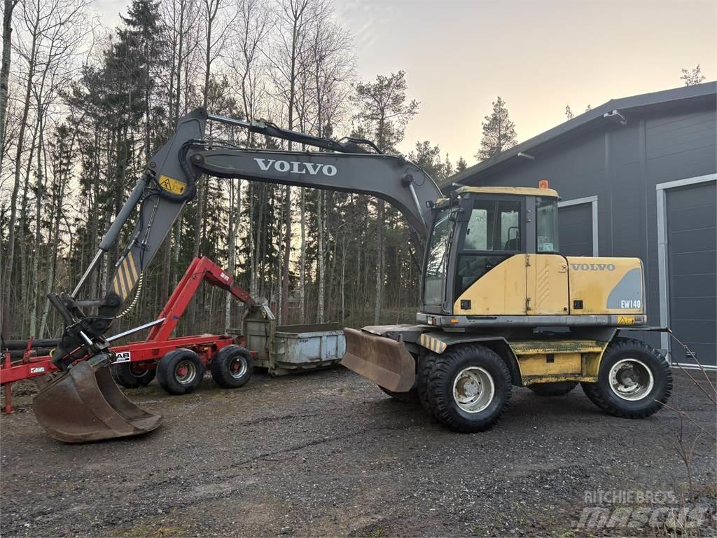 Volvo EW140 Ekskavatori uz riteņiem