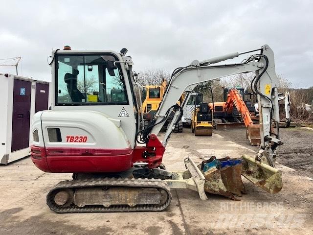 Takeuchi TB 230 Mini ekskavatori < 7 t