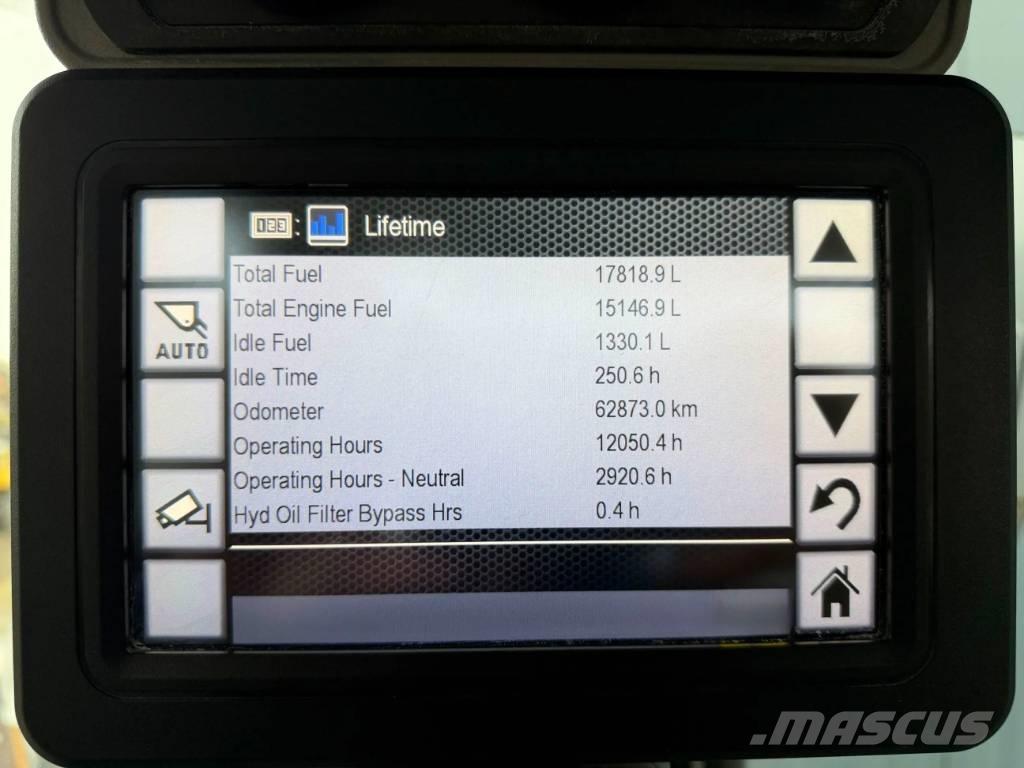 CAT 966M XE Iekrāvēji uz riteņiem