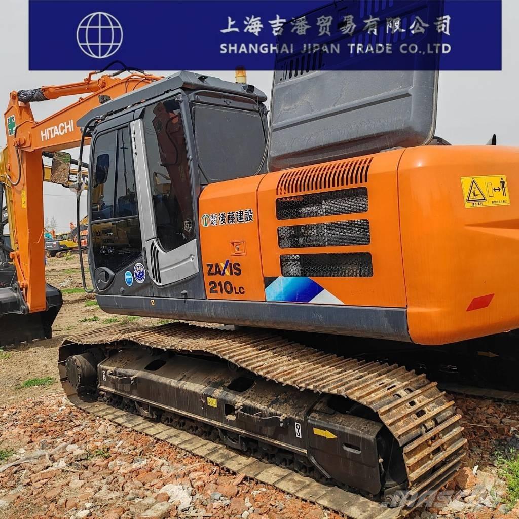 Hitachi ZX 210 Kāpurķēžu ekskavatori