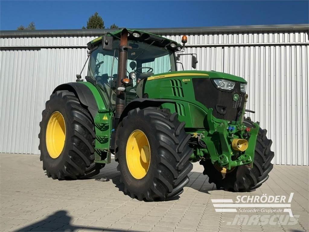 John Deere 6210 R Traktori