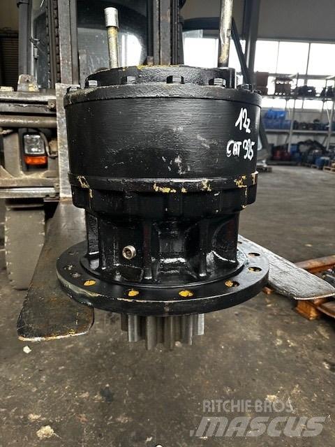 CAT 325 B Transmisija