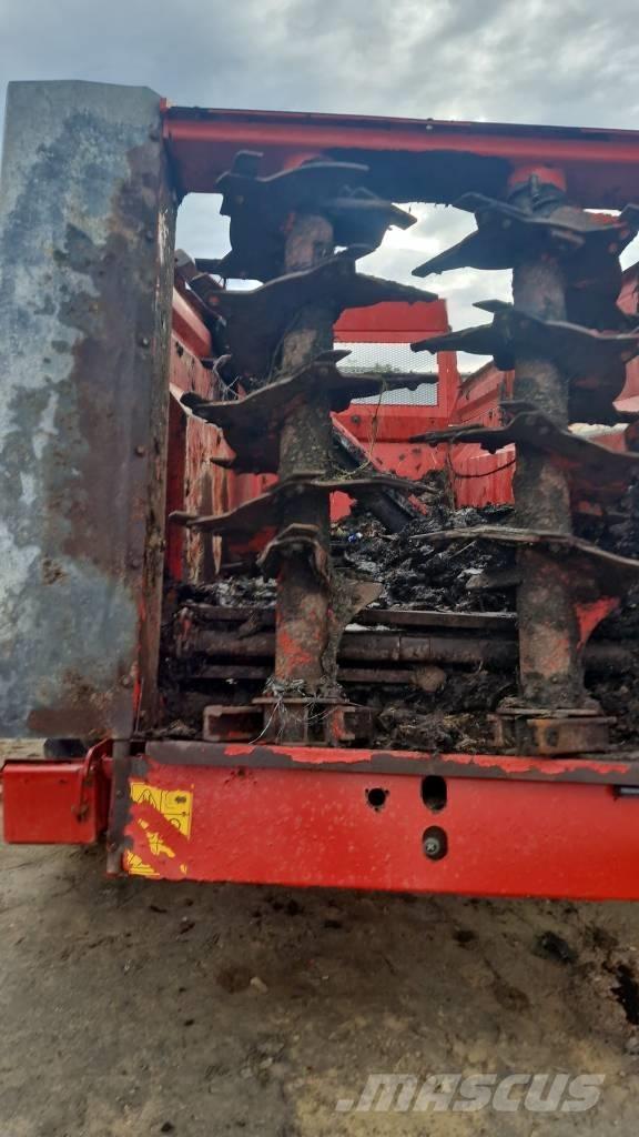 TEAGLE TITAN 9 Mēslojuma izkliedētājs