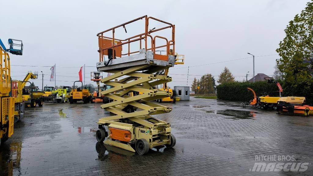 JLG 3246 ES Šķerveida pacēlāji
