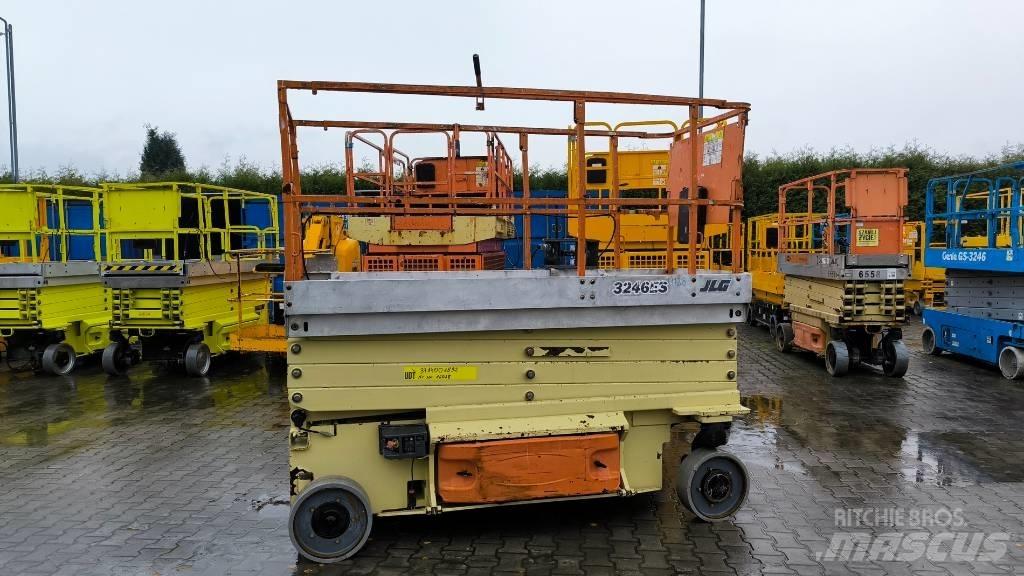 JLG 3246 ES Šķerveida pacēlāji