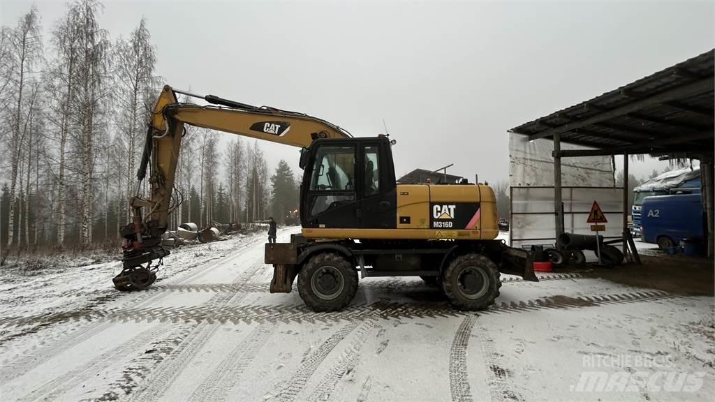 CAT 316 D Ekskavatori uz riteņiem
