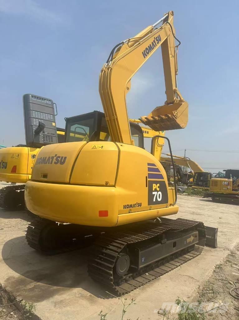 Komatsu PC 70 Kāpurķēžu ekskavatori